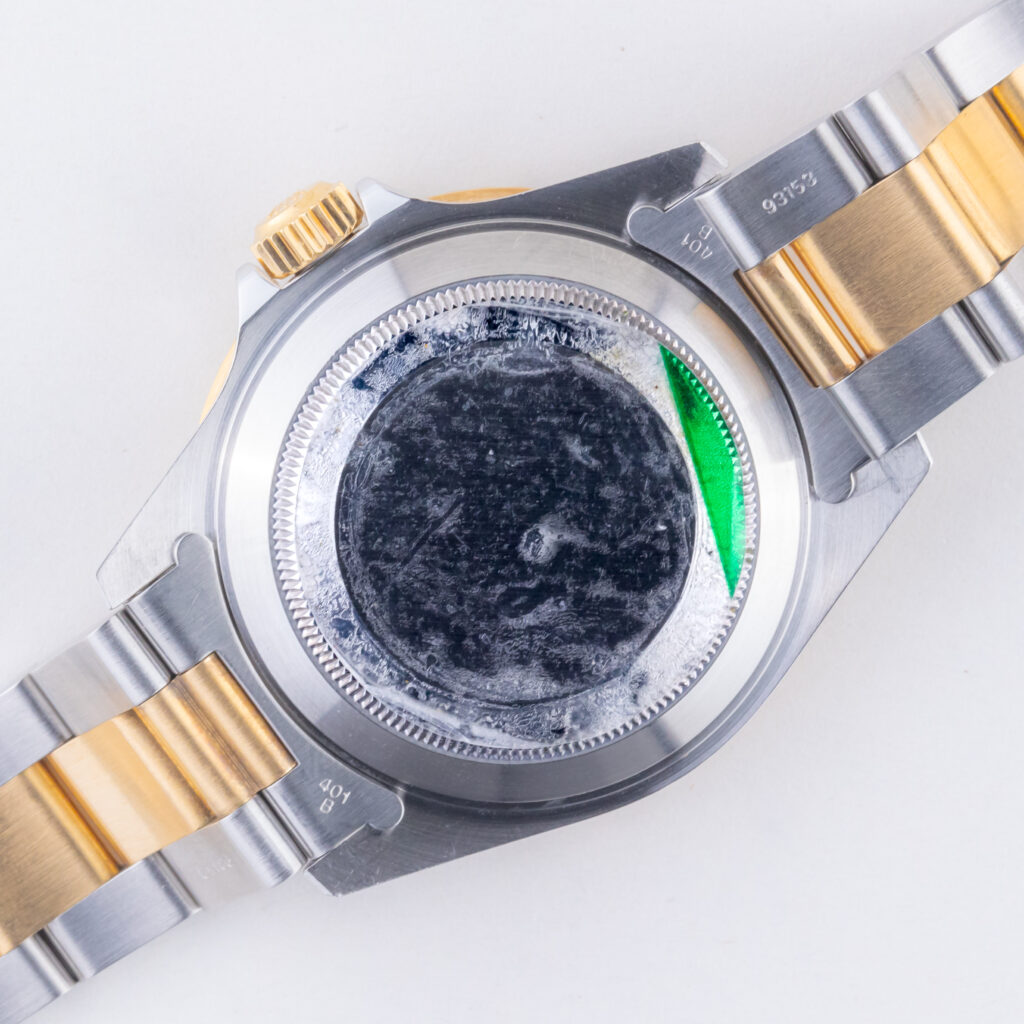 rolex-submariner-date-16613-2