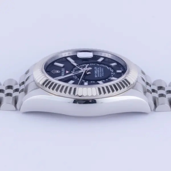 rolex-sky-dweller-336934