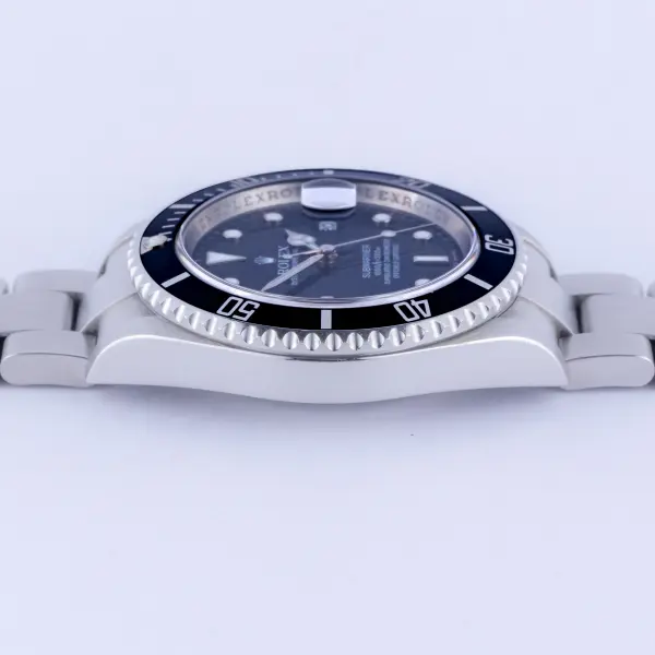 rolex-submariner-16610-22