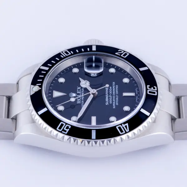 rolex-submariner-16610-23