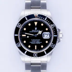 rolex-submariner-16800-3