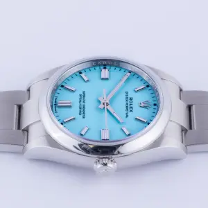 rolex-oyster-perpetual-126000-3