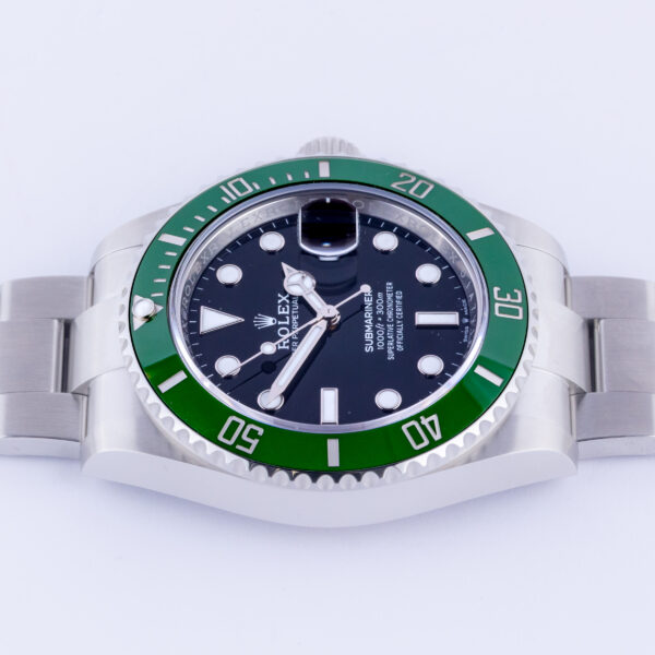 rolex-submariner-126610lv-12