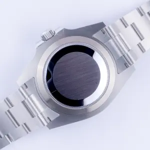 rolex-submariner-126610lv-12