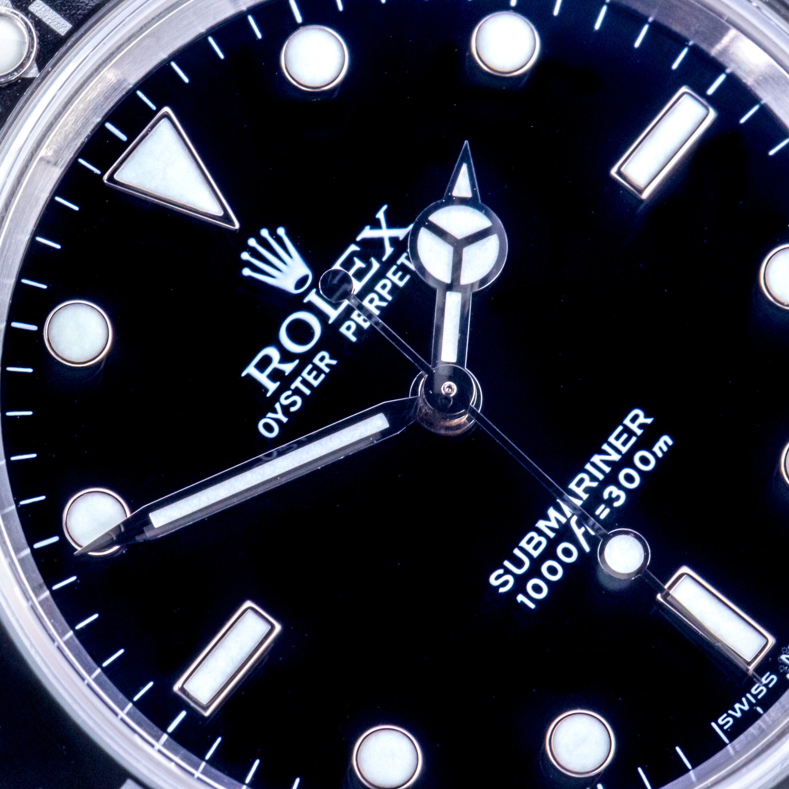 Rolex Submariner No-Date Black 14060M 2006 (Full Set) 2 rolex-submariner-14060m-3