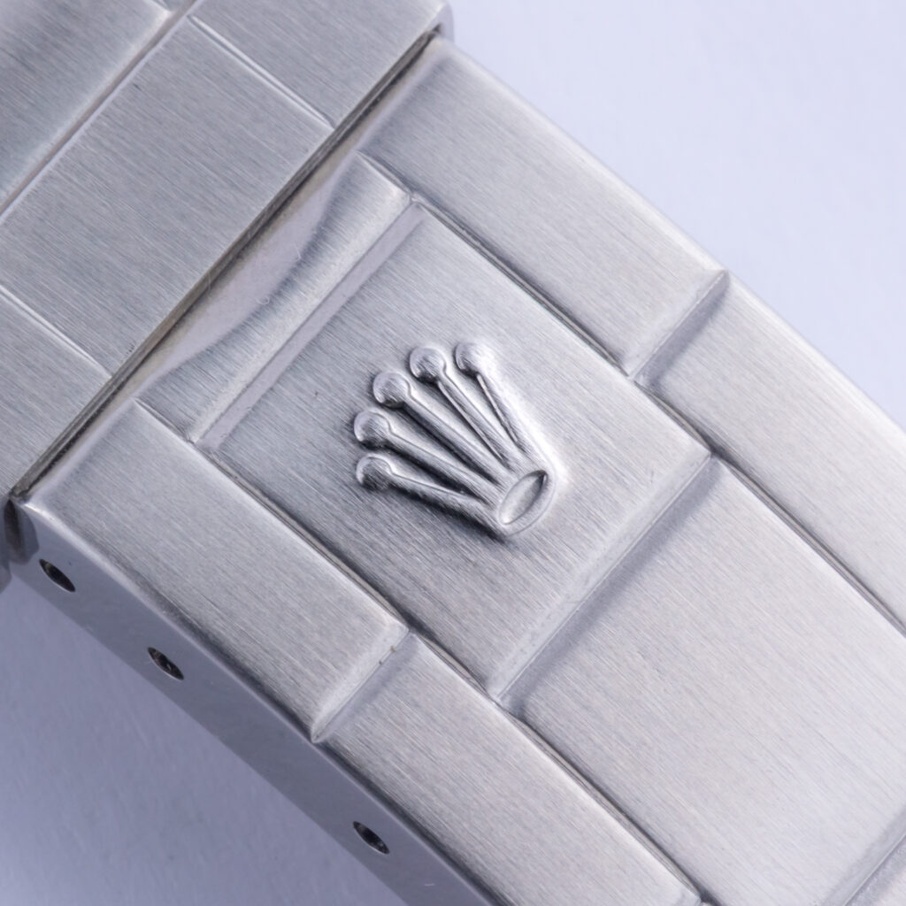 rolex-submariner-14060m-3