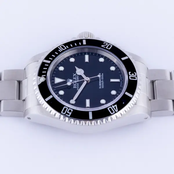 rolex-submariner-14060m-3