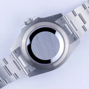 rolex-submariner-126610lv-11