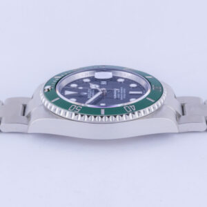 rolex-submariner-126610lv-11
