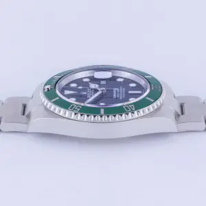 rolex-submariner-126610lv-11