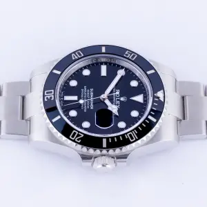 rolex-submariner-date-126610ln-4