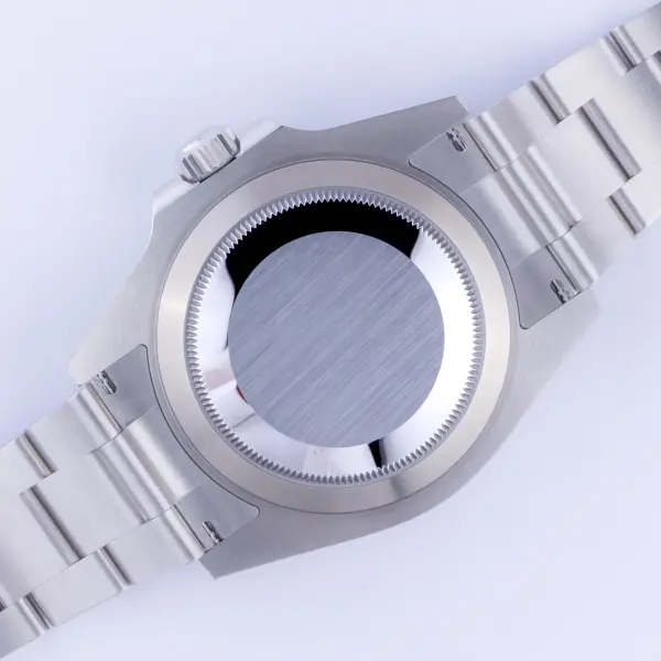 rolex-submariner-date-126610ln-4