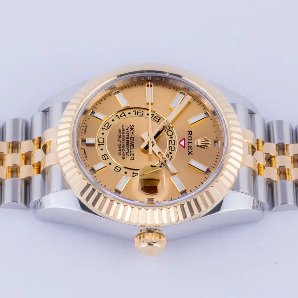 rolex-sky-dweller-326933