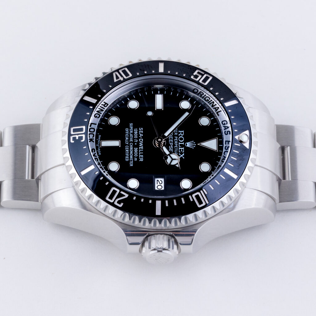 Rolex Sea-Dweller Black 116660 2016 (Full Set) 12 rolex-sea-dweller-116660-2