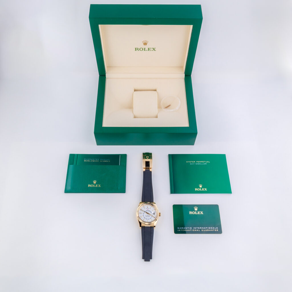 rolex-sky-dweller-326238