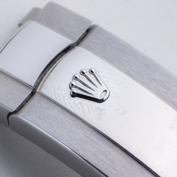 rolex-datejust-126300-11
