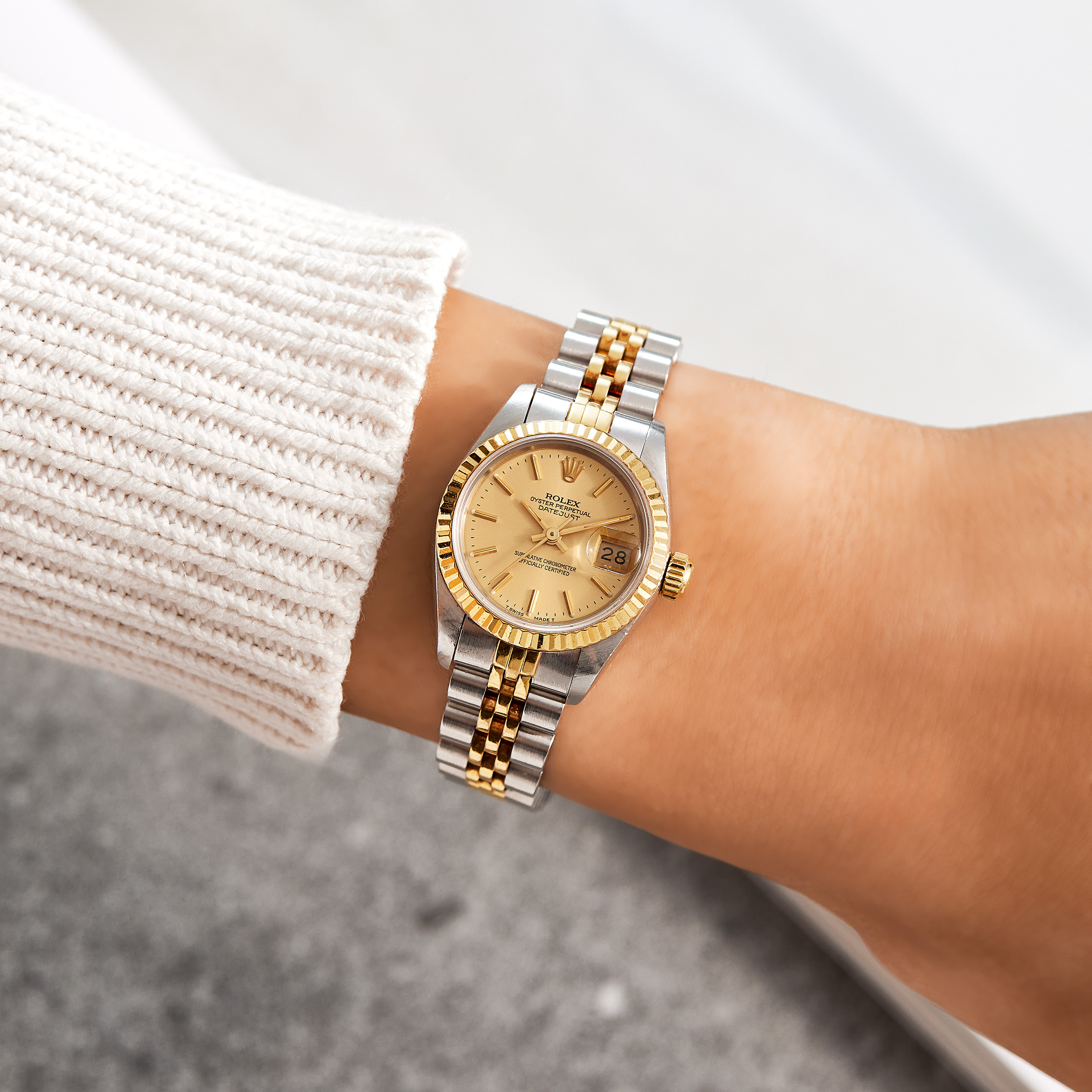 The Rolex Lady-Datejust 69173 - The Ultimate Buying Guide