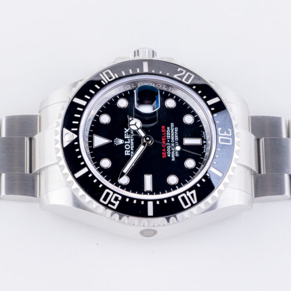 rolex-sea-dweller-126600-4