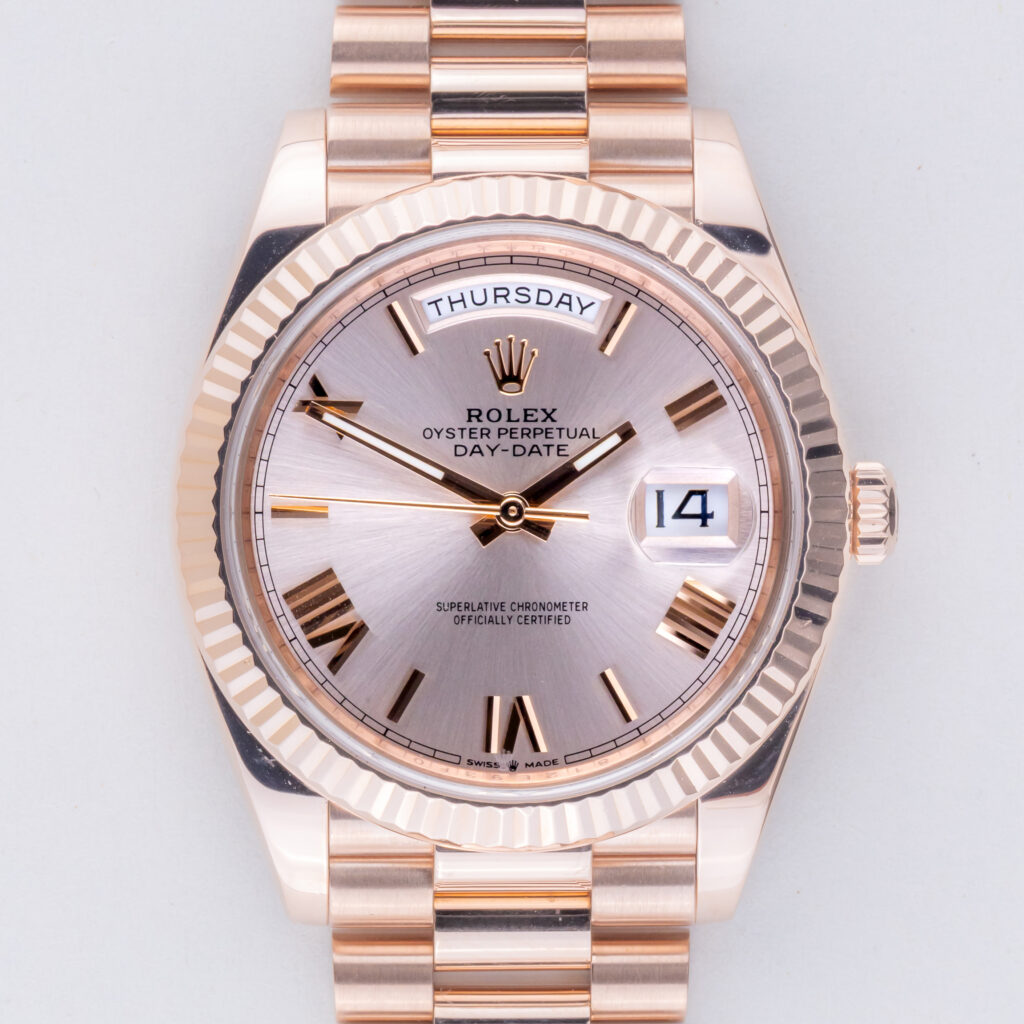 Rolex Day-Date 40 Rose Roman 228235 2020 (Full Set) 10 2E0B7098 1CG 3M Langedyk Vintage Watches