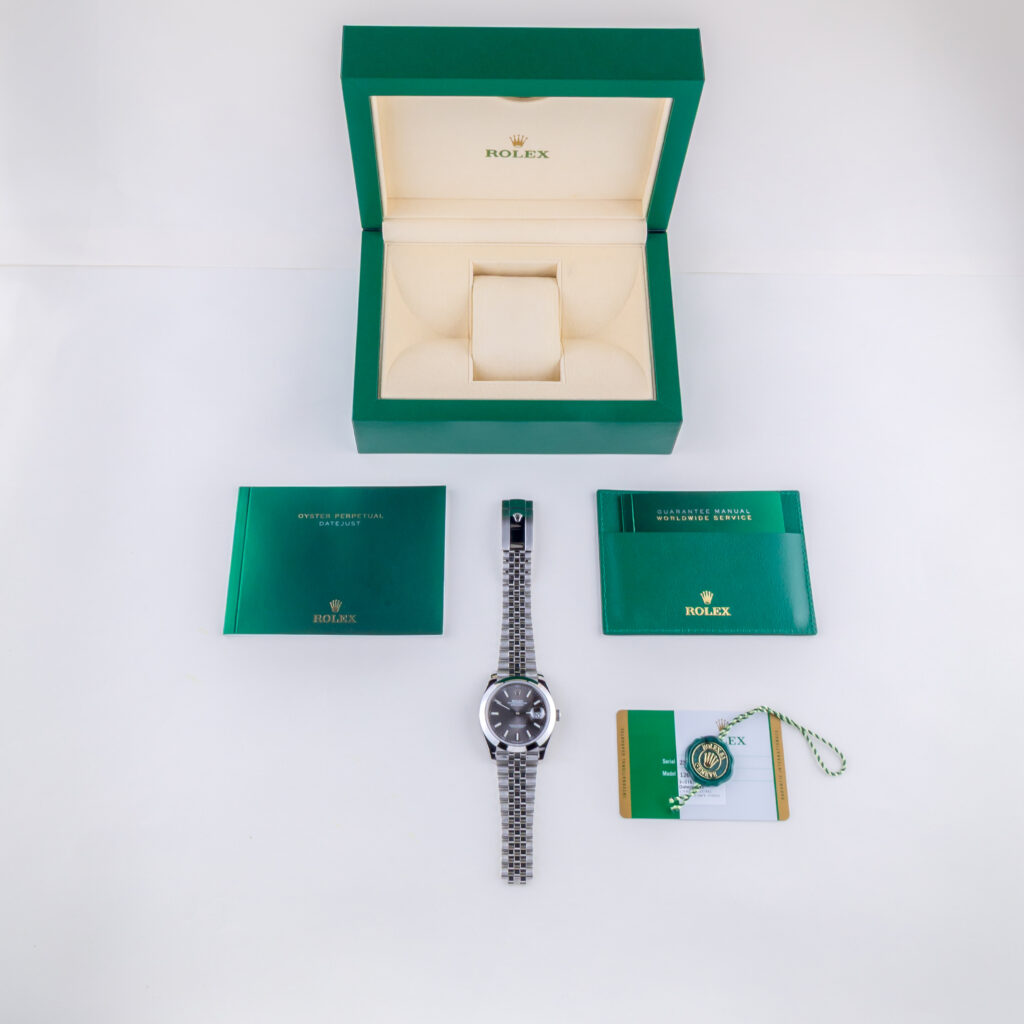 rolex-datejust-126300-12