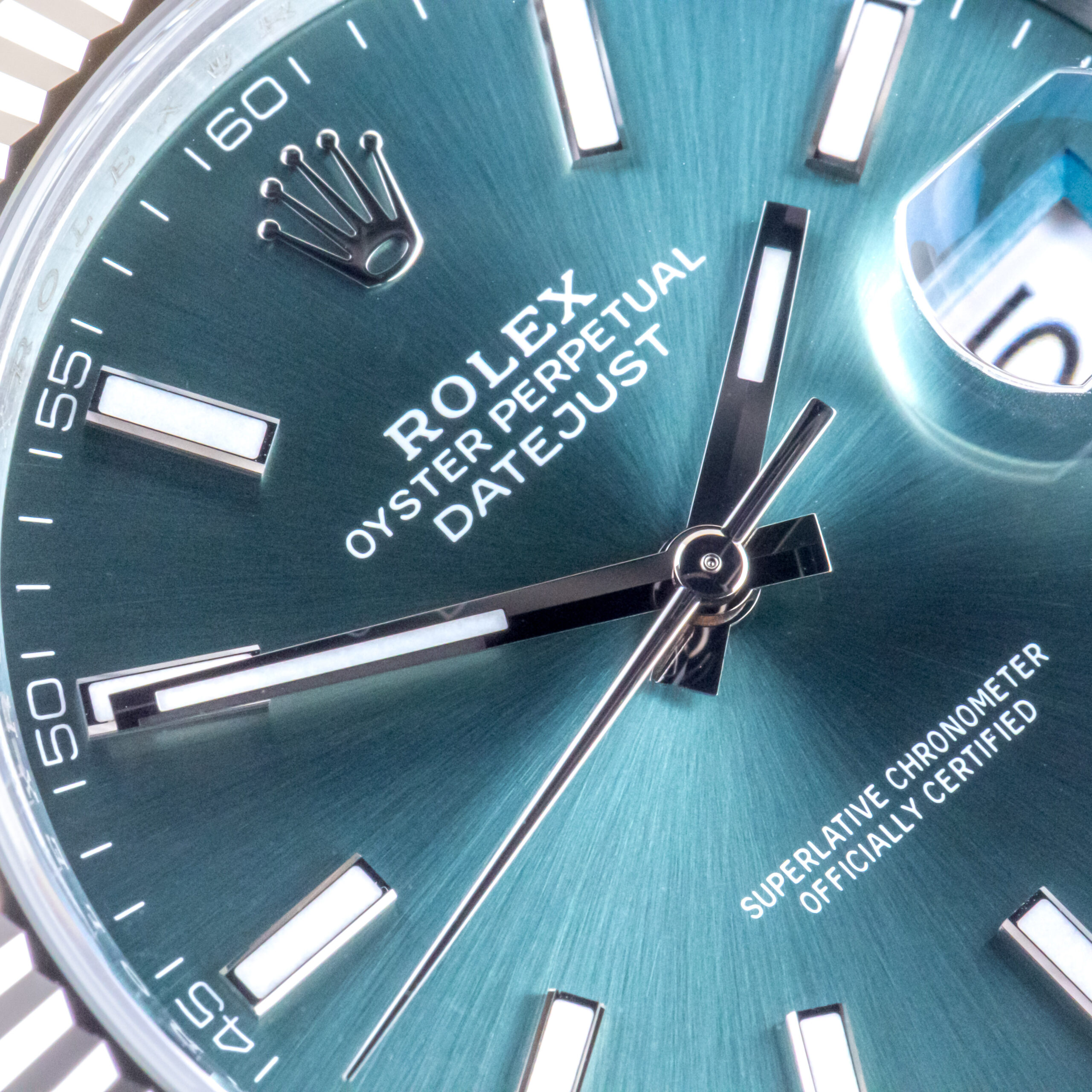 NEW Rolex Datejust 41 Mint Green 126334 2025 (Volledige Set) 2 rolex-datejust-126334-54