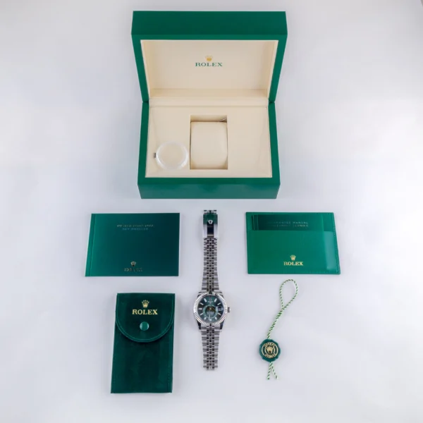 rolex-sky-dweller-336934