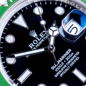 rolex-submariner-126610lv-15