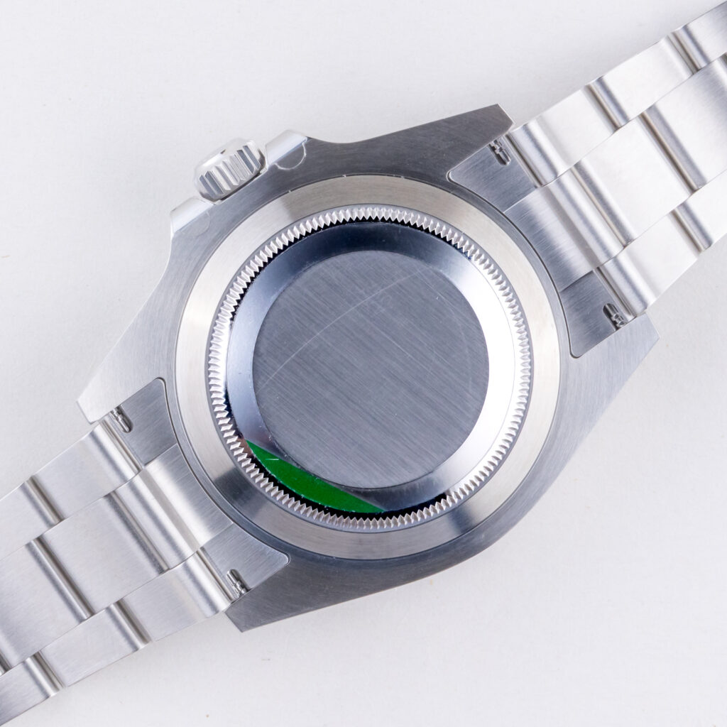 rolex-submariner-126610lv-15