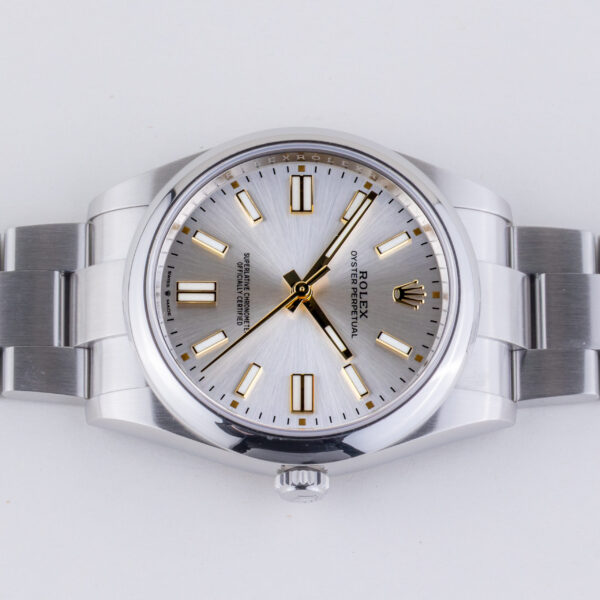 rolex-oyster-perpetual-124300-8