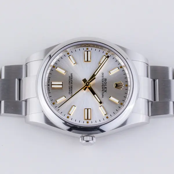 rolex-oyster-perpetual-124300-8