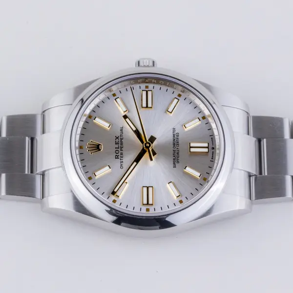 rolex-oyster-perpetual-124300-8