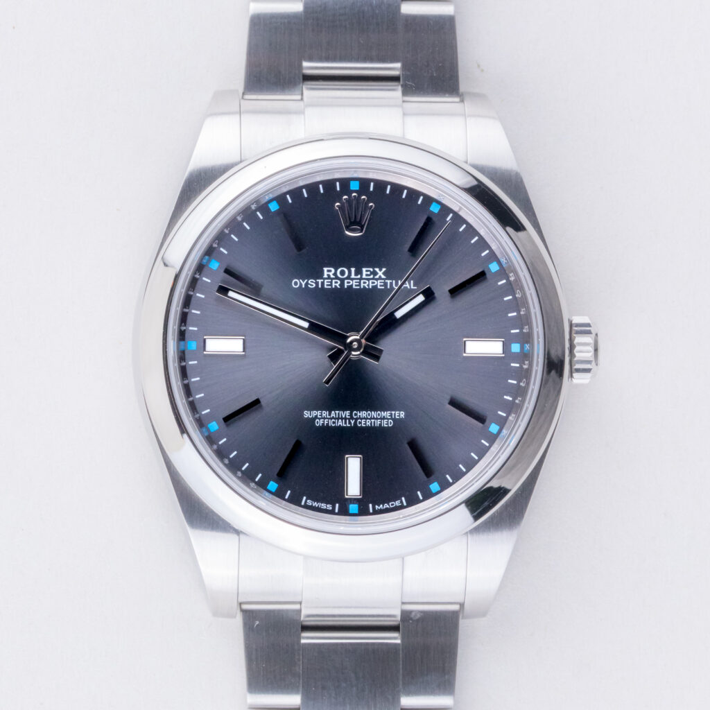 rolex-oyster-perpetual-114300-2