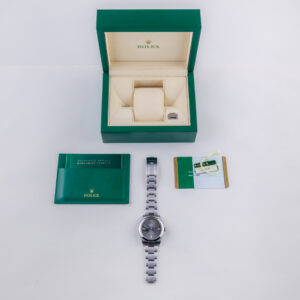rolex-oyster-perpetual-114300-2