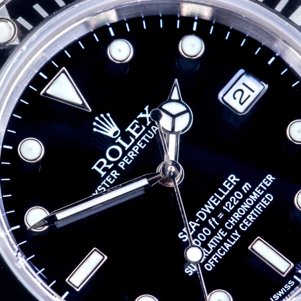rolex-sea-dweller-16600-9