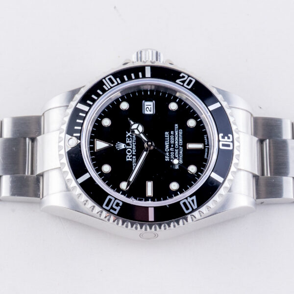 rolex-sea-dweller-16600-9