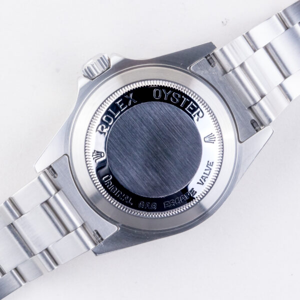 rolex-sea-dweller-16600-9