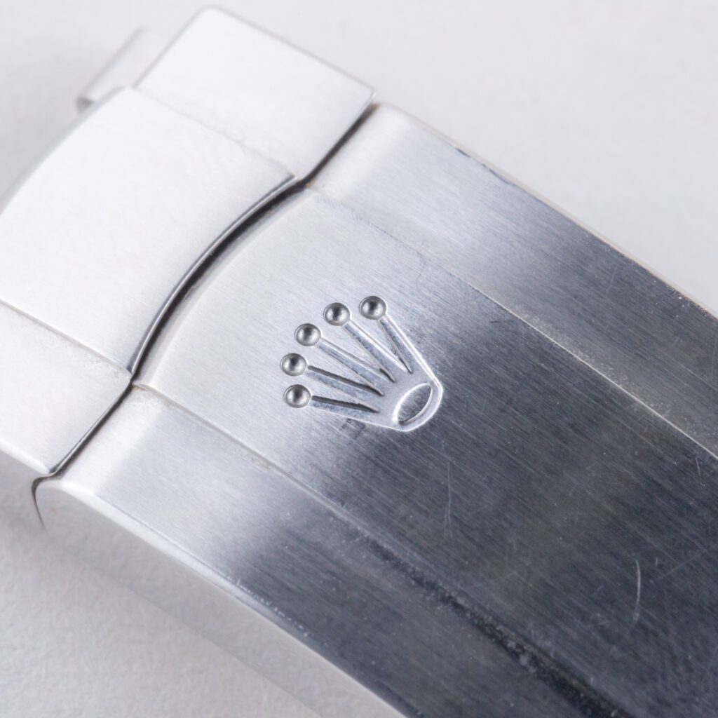 rolex-oyster-perpetual-124300-9