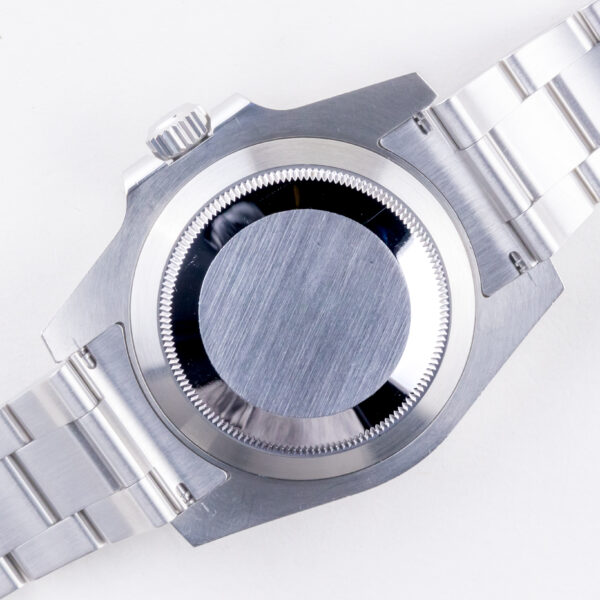 rolex-submariner-116610ln-11