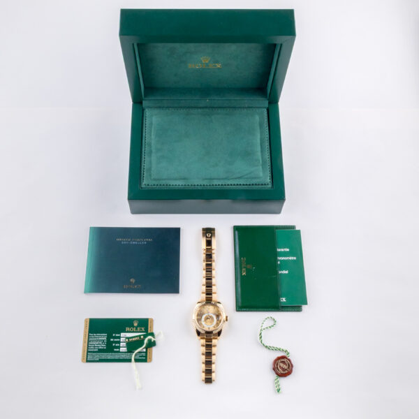 rolex-sky-dweller-326938
