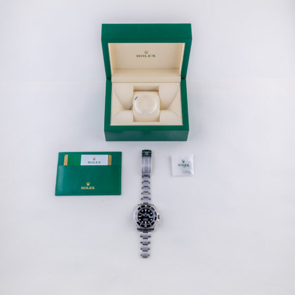 rolex-submariner-116610ln-11