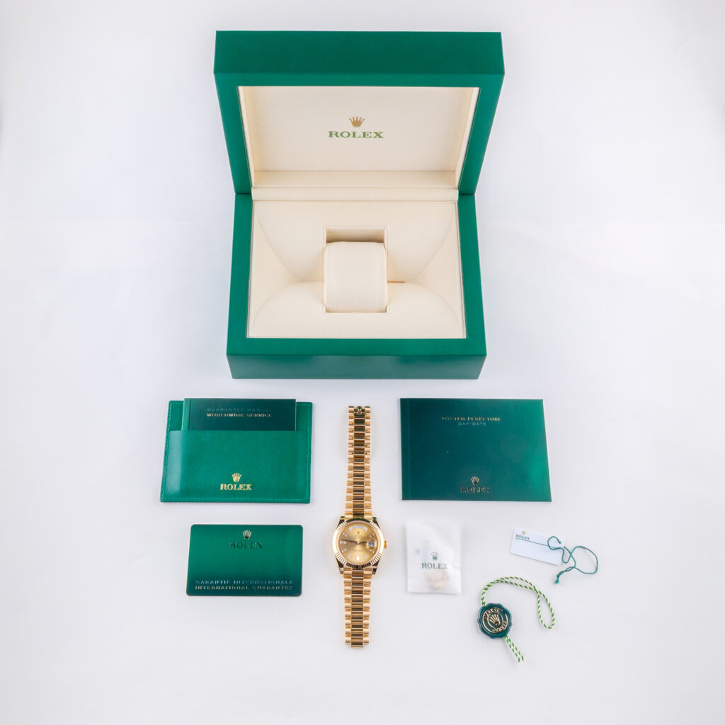 Rolex Day-Date 40 Silver Champagne Baguette 228238 2022 (Full Set) 15 rolex-day-date-228238-3