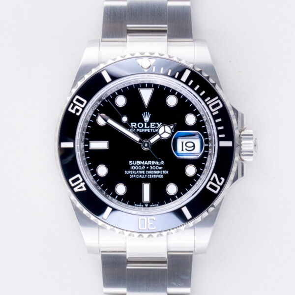 rolex-submariner-126610ln-12