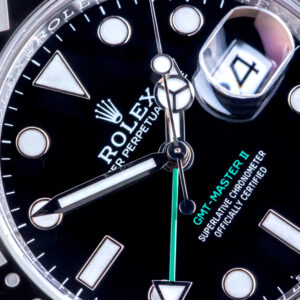 rolex-gmt-master-ii-126710grnr-3