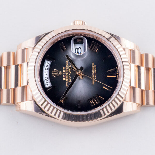 rolex-day-date-228235-10