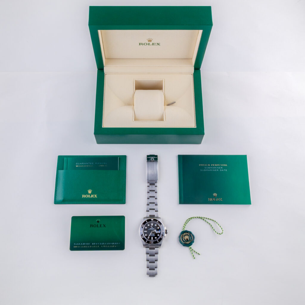 Rolex Submariner Date 126610LN 2024 (Full Set) 15 rolex-submariner-126610ln-12
