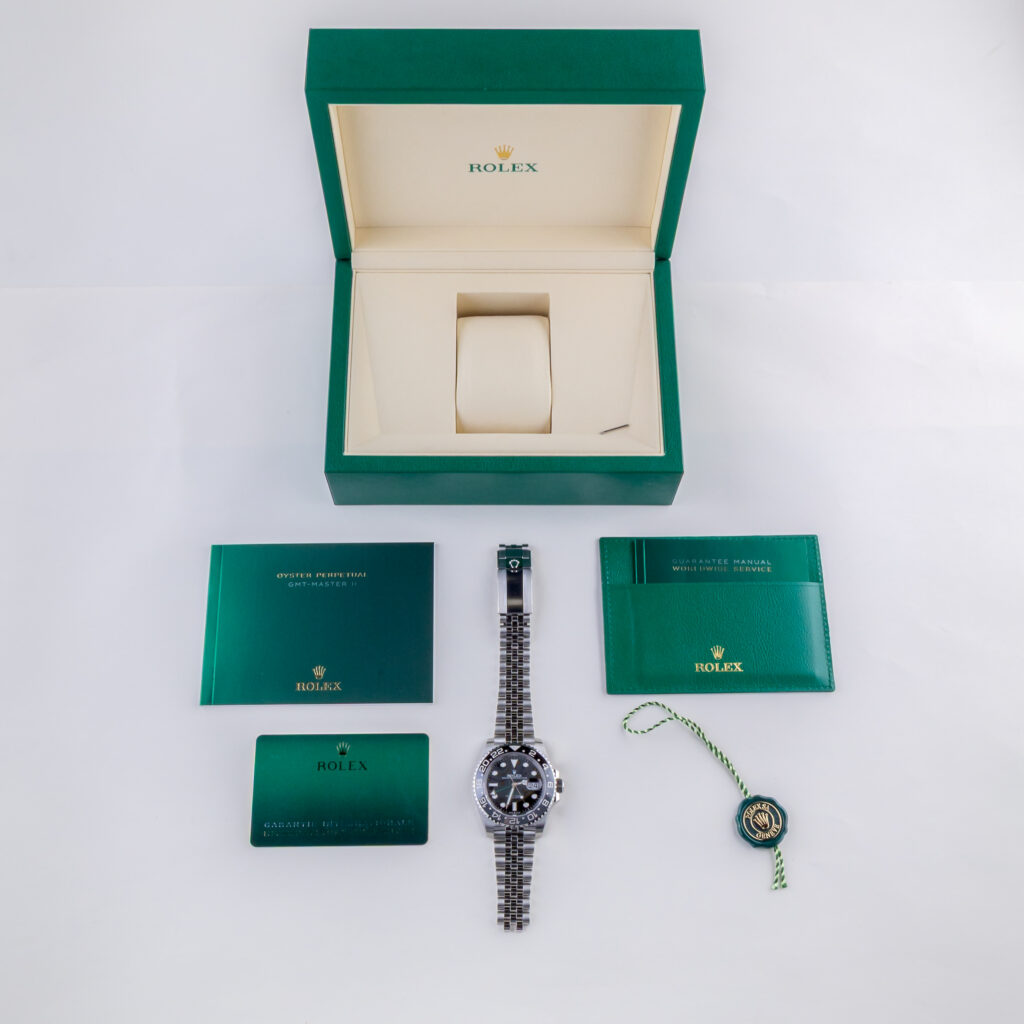 rolex-gmt-master-ii-126710grnr-3