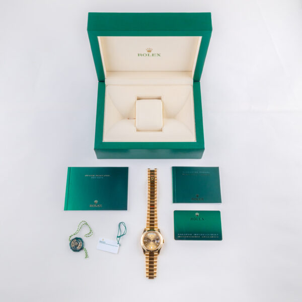 Rolex Day-Date 228235 Baguette