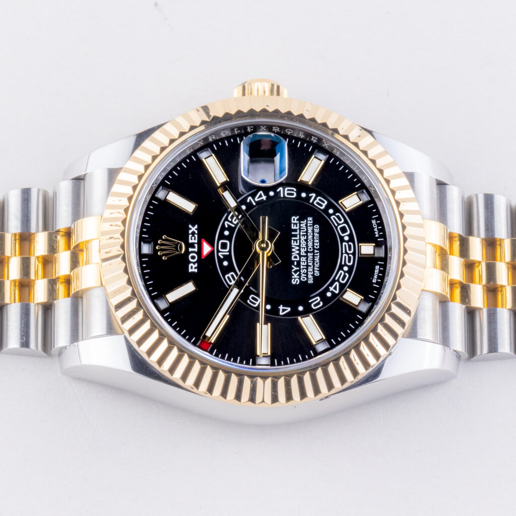 rolex-sky-dweller-326933-2