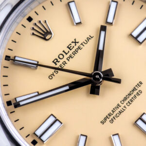 rolex-oyster-perpetual-134300-2