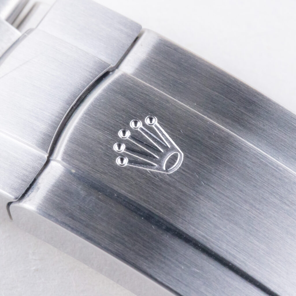 rolex-oyster-perpetual-124300-10